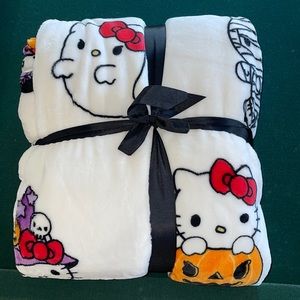 Hello kitty Halloween blanket